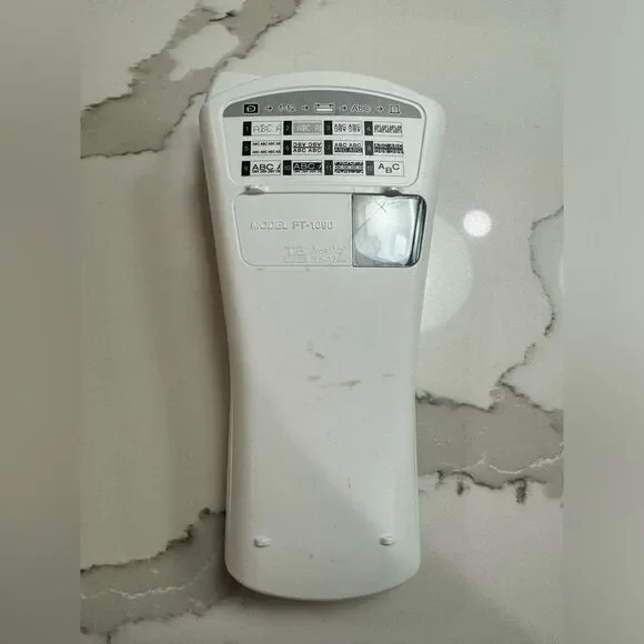 Brother labeller - Picture 2 of 2